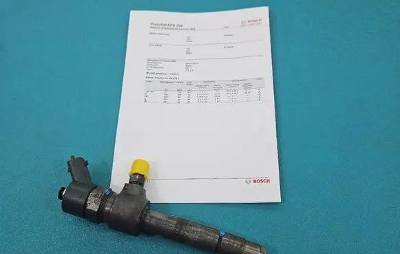 Opel Vectra C Fuel injector 0445110276 IMPRK1540603