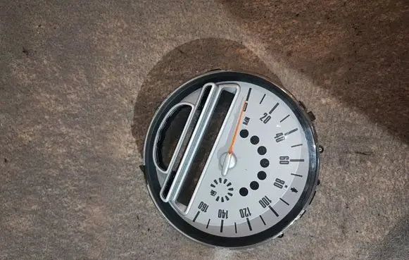 Mini One - Cooper Coupe R56 Speedometer (instrument cluster) 6977077