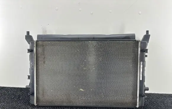 Coolant radiator