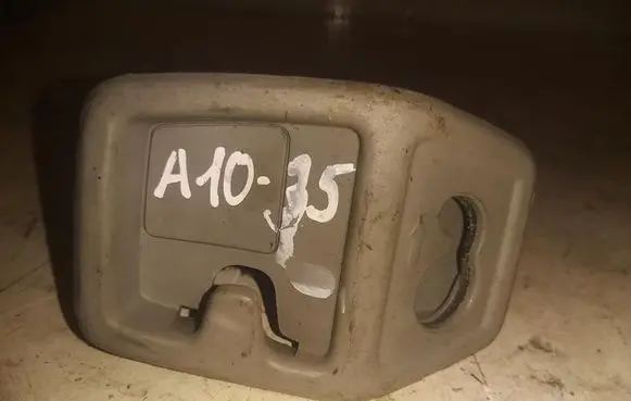 Volvo XC90 A set of handles for the ceiling 3572