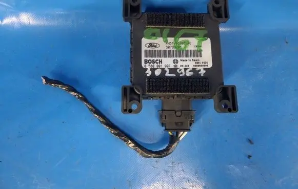 Volvo XC70 Fuel pressure sensor 30769225