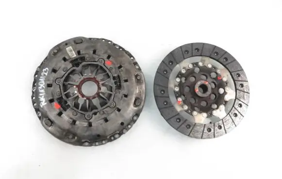 Renault Megane II Clutch set kit 8201044952