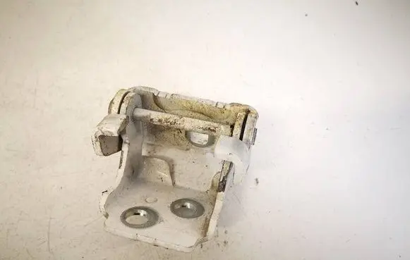 Citroen C5 Rear door lower hinge