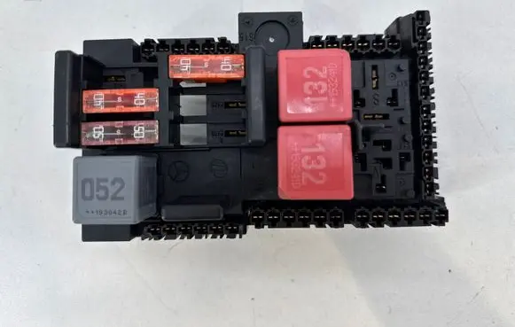 Mercedes-Benz CLS C257 Fuse module A2139068701