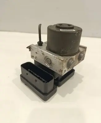 Mini One - Cooper R50 - 53 ABS Pump 6765325 5WK84024