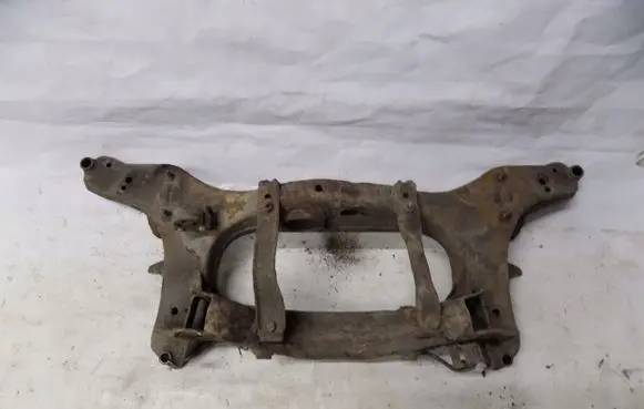 Nissan Qashqai Rear subframe efr5t65tfvd