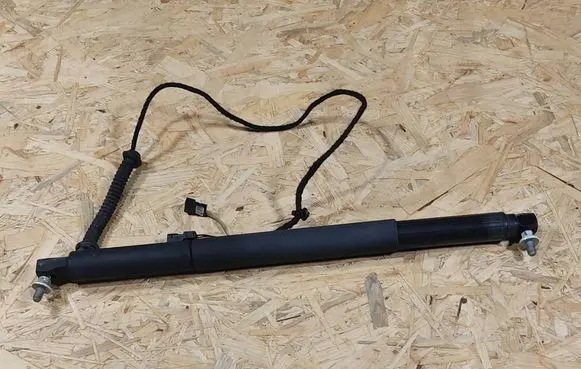 BMW X6 E71 Tailgate/trunk strut/damper 7286117 51247286117 7332697