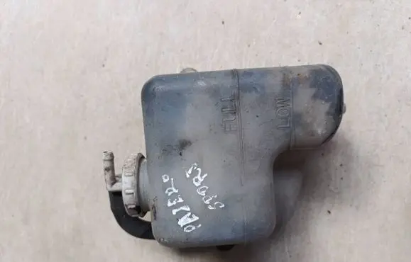 Mitsubishi Pajero Sport I Coolant expansion tank/reservoir