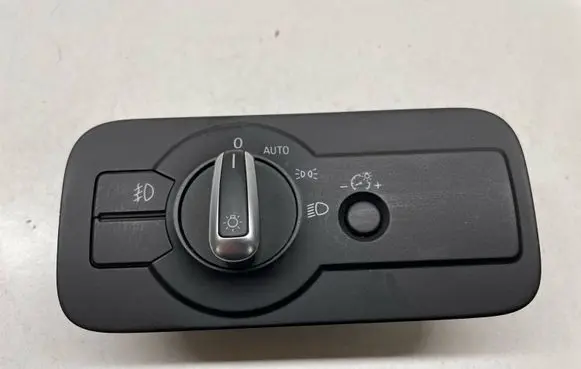 Volkswagen Touareg II Light switch 7P6941431AC