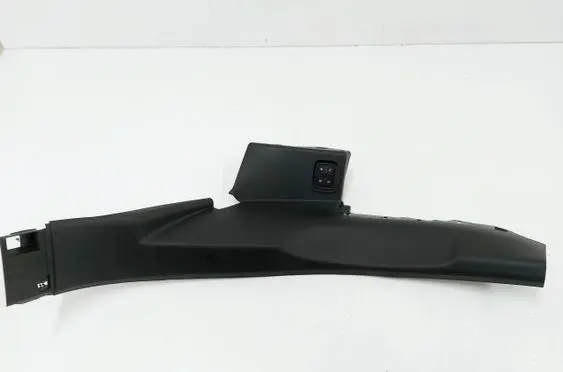 Audi SQ7 Rear seat side bottom trim 4M0867767F