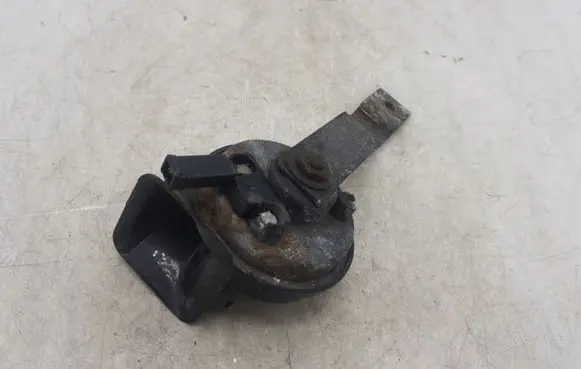 Nissan Primera Horn signal NOCODE