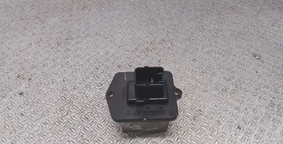 Heater blower motor/fan resistor