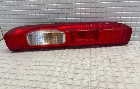 Opel Vivaro Rear/tail lights 93854431 89316011 8200415250