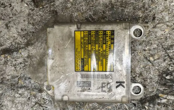 Toyota Prius (XW20) Airbag control unit/module 8917047390 1523006951