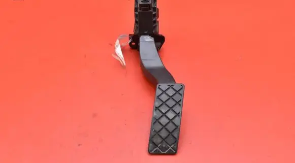 Skoda Octavia Mk3 (5E) Accelerator throttle pedal 5Q1723503H