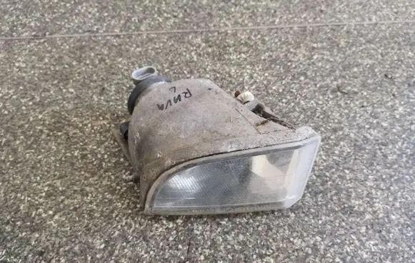 Toyota RAV 4 (XA20) Front fog light
