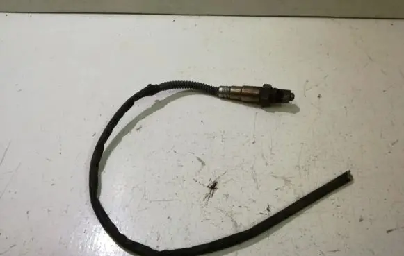 Volkswagen PASSAT B6 Lambda probe sensor 03g906262