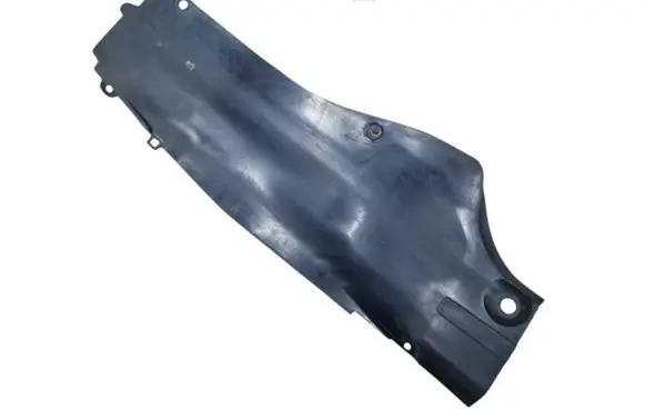 Front wheel arch liner splash guards