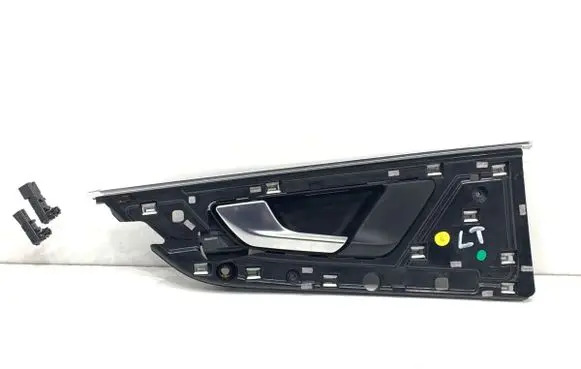 Audi Q7 4M Rear door interior handle 4M0839019E