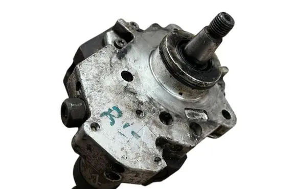 Renault Master II Fuel injection high pressure pump 8200457039 0445010033 H8200041766