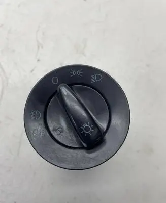 Volkswagen PASSAT B5.5 Light switch 1C0941531A