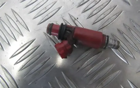 Suzuki Swift Cultus Fuel injector