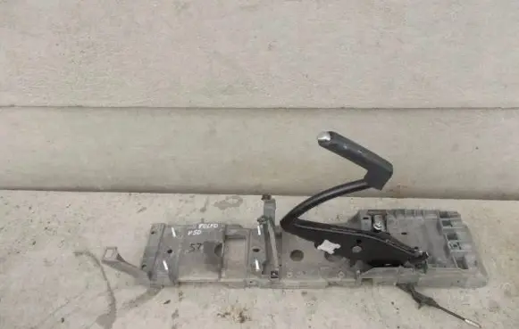 Volvo V50 Hand brake release handle 