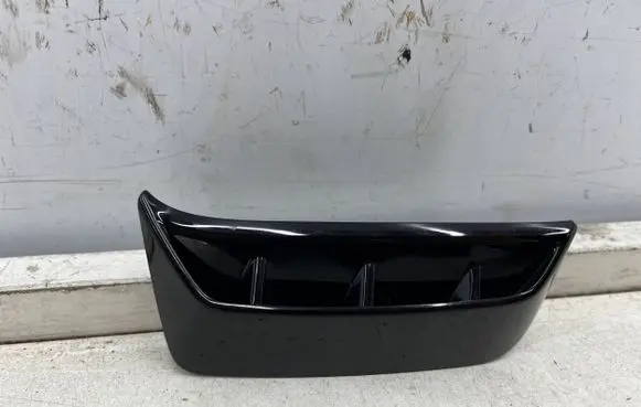 Audi RS5 Fender end trim 8w6853467