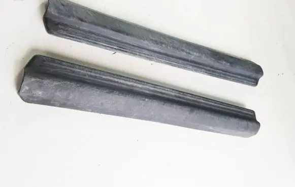Foot area side trim