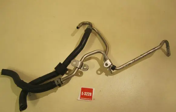 Volkswagen PASSAT B7 Fuel return line/hose 03L201360AD