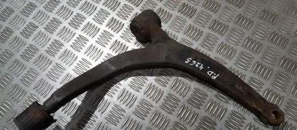 Peugeot 607 Front lower control arm/wishbone