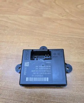 Volvo S60 Door control unit/module AV6N14C236BB 31318963