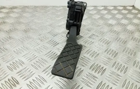 Volkswagen Transporter - Caravelle T5 Accelerator throttle pedal 7H1721503D