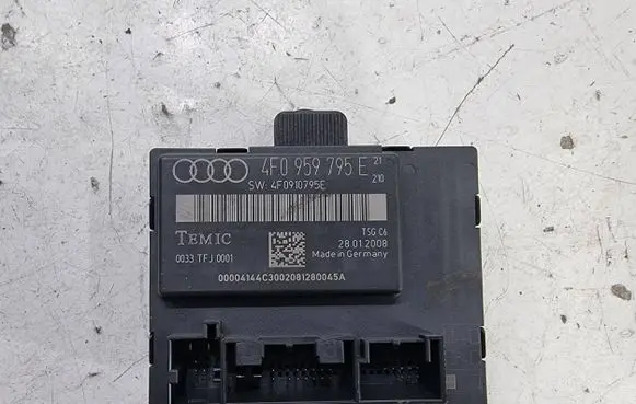 Audi A6 S6 C6 4F Door control unit/module 4F0959795E 4F0910795E 0033TFJ0001