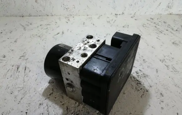 Volkswagen Jetta V ABS Pump 1K0907379AA
