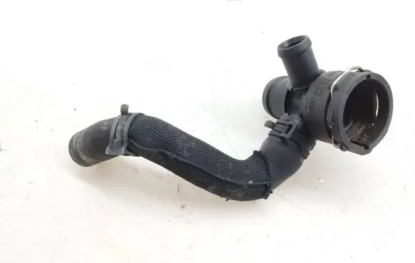 Audi Q5 SQ5 Engine coolant pipe/hose 8K0122293B