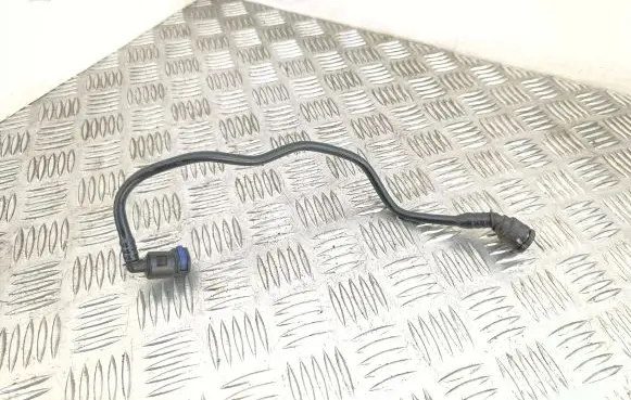 BMW 5 F10 F11 Engine coolant pipe/hose 7592650
