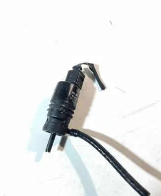 Mercedes-Benz E W212 Windscreen/windshield washer pump 2218690121 3028232