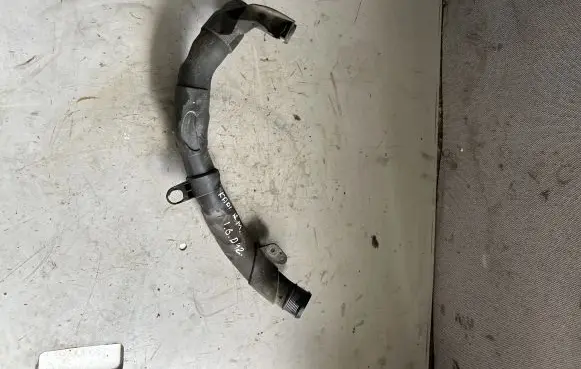 Volkswagen Caddy Air intake hose/pipe