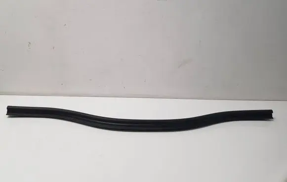 Audi A6 S6 C7 4G Engine compartment rubber 4G0823723