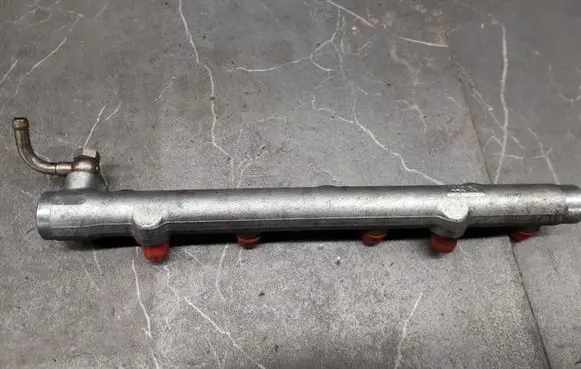 BMW X3 E83 Fuel main line pipe 7787164
