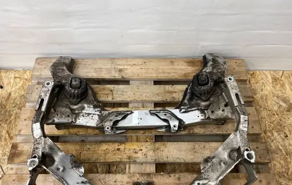 BMW 3 E92 E93 Front axle beam 6785640 31116785640