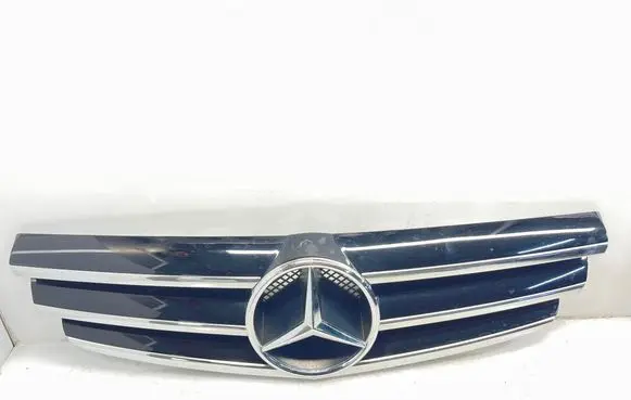 Mercedes-Benz CLK A209 C209 Front grill A2098800123