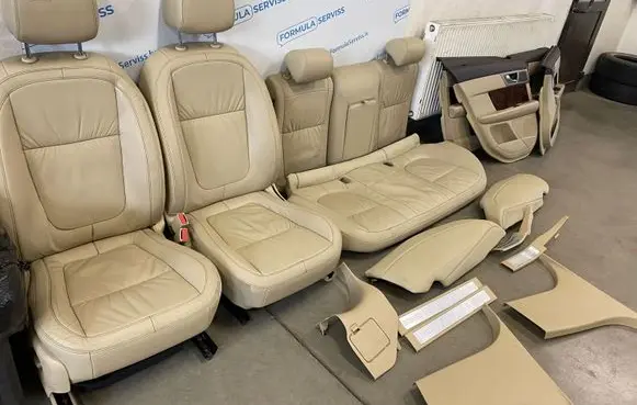 Jaguar XF Seat set 