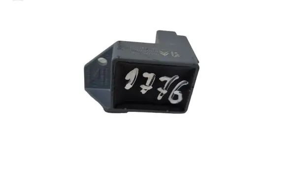 Citroen C5 Airbag deployment crash/impact sensor