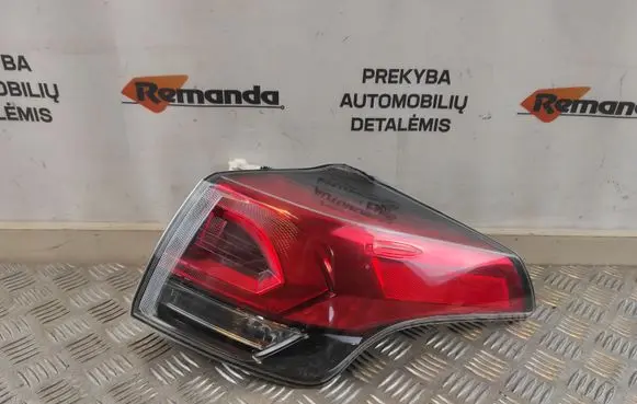 Toyota RAV 4 (XA40) Rear/tail lights 8155042200