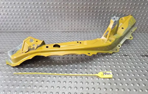 Toyota Prius xw60 Engine bonnet/hood lock trim molding 