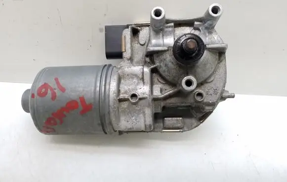 Volkswagen Touran III Wiper motor 5TB955119A