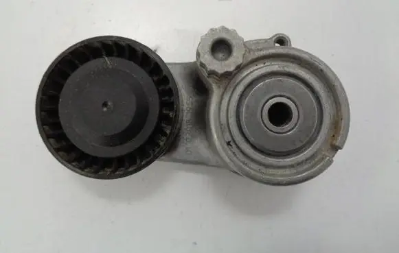 Opel Astra K Timing belt tensioner 55570067