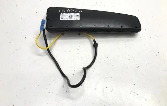 BMW 2 F44 Seat airbag 7486331